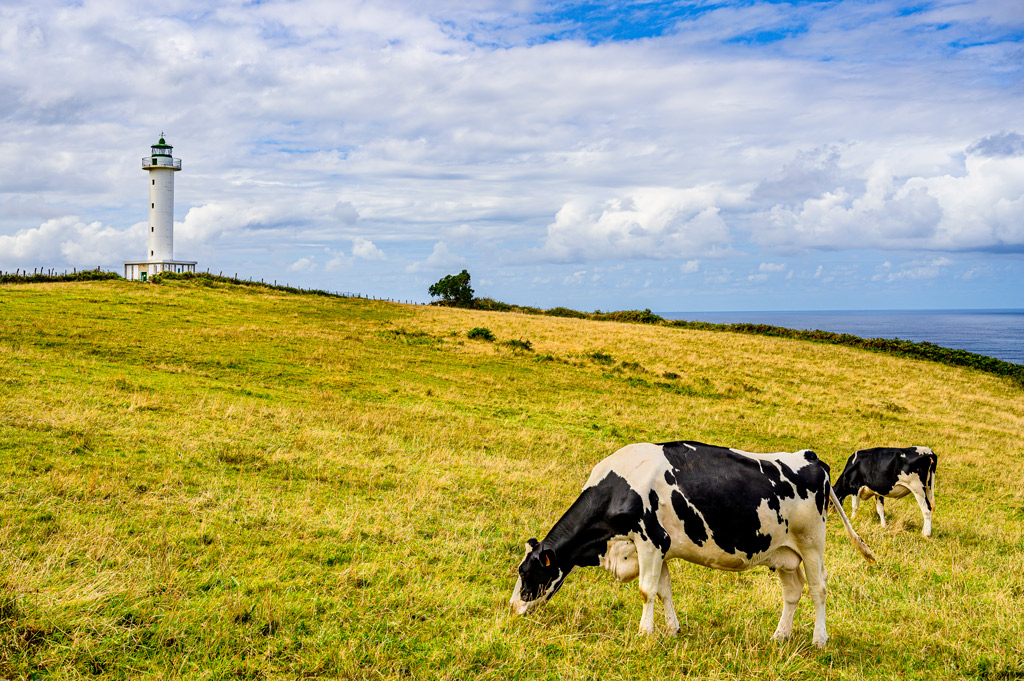 Qué ver en Lastres y alrededores: Faro de Lastres