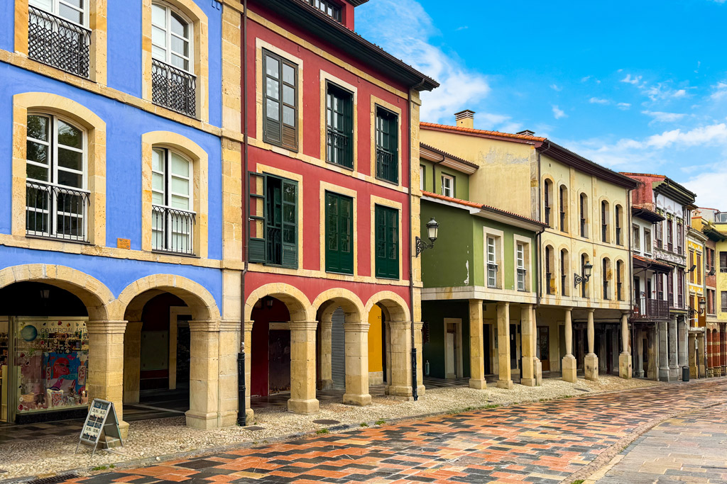 Qué ver en Avilés: Calle de Rivero