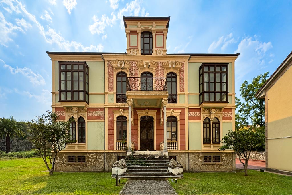 Qué ver en Llanes: Casa de los Indianos Mijares