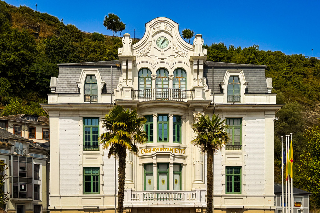 Qué ver en Luarca: Ayuntamiento